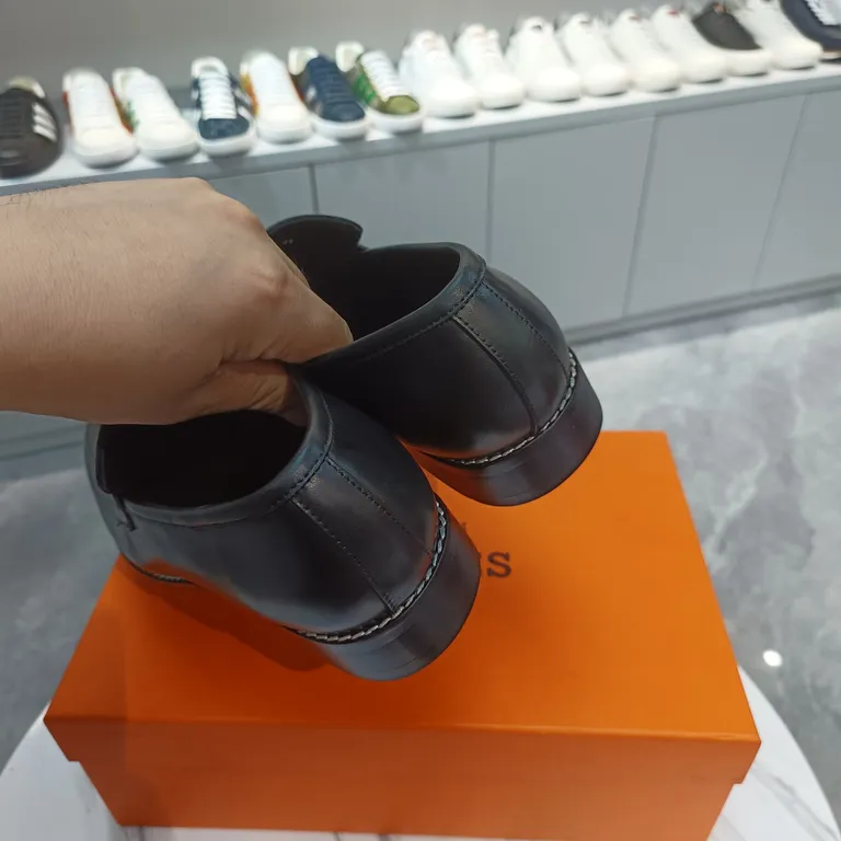 Hermes Shoe 